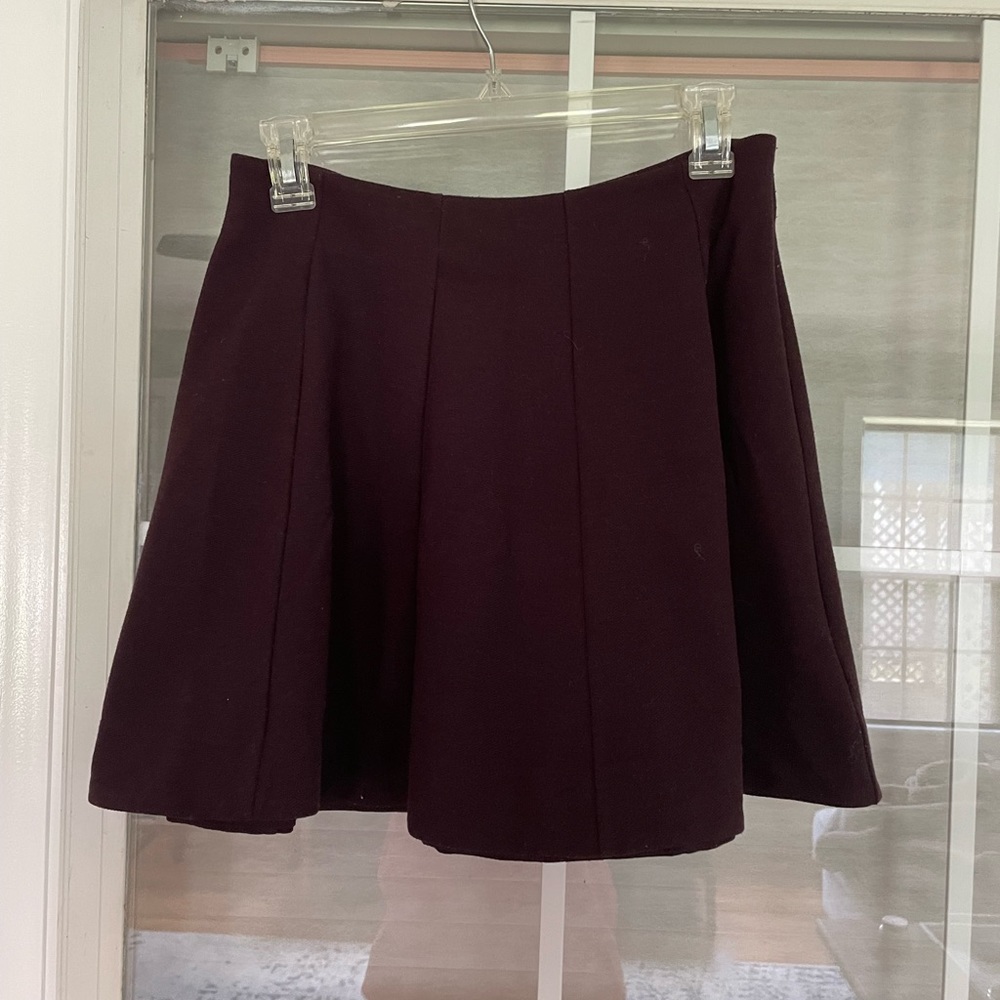 Maroon Skirt - Picture 2 of 3
